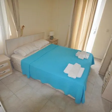 Yalikavak Gardens L15 Apartment Giris